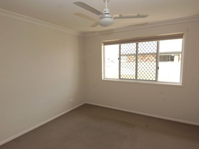 1/2 Debbie Court, Oakey QLD 4401