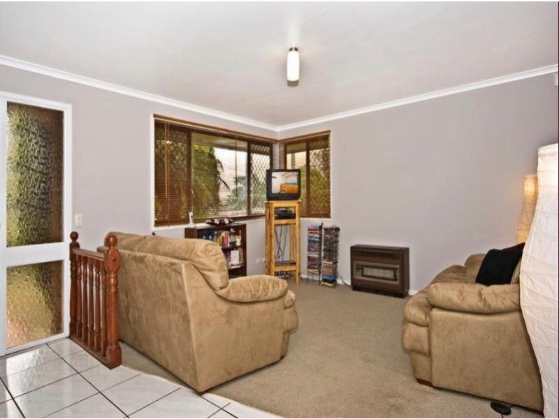 18 Wine Drive, Wilsonton Heights QLD 4350