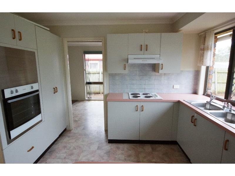 5 Cooper Avenue, Oakey QLD 4401