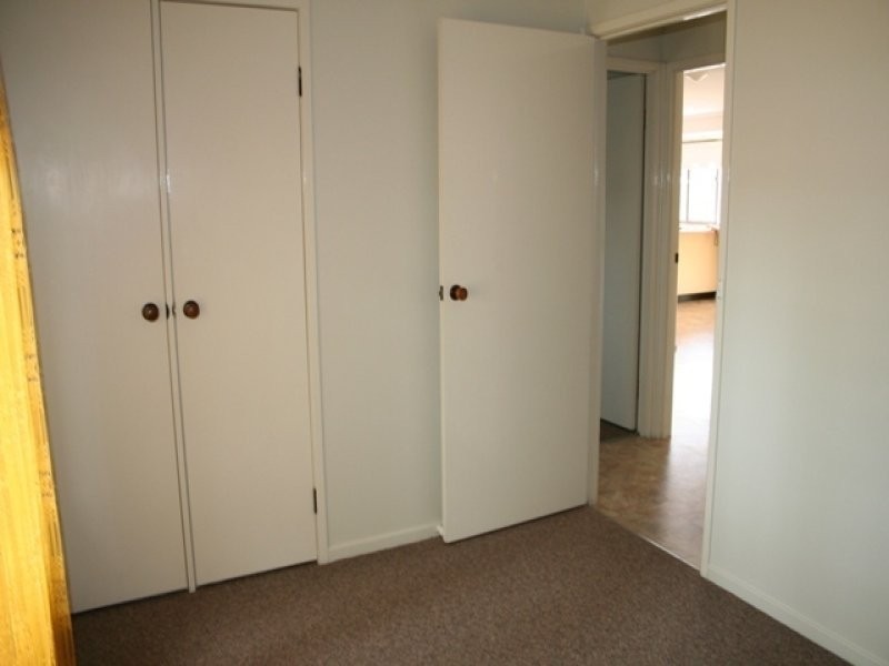 5 Cooper Avenue, Oakey QLD 4401