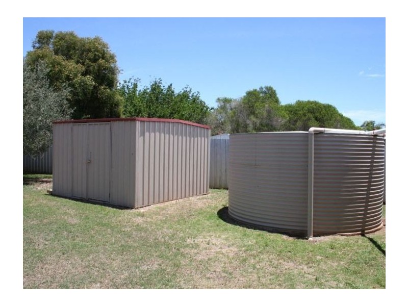 9 Hass Street, Oakey QLD 4401
