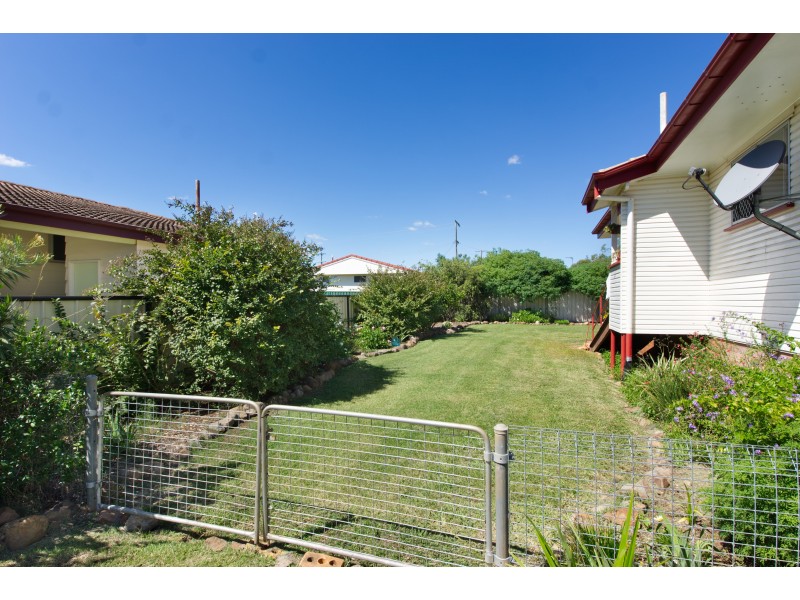 18 King Street, Oakey QLD 4401