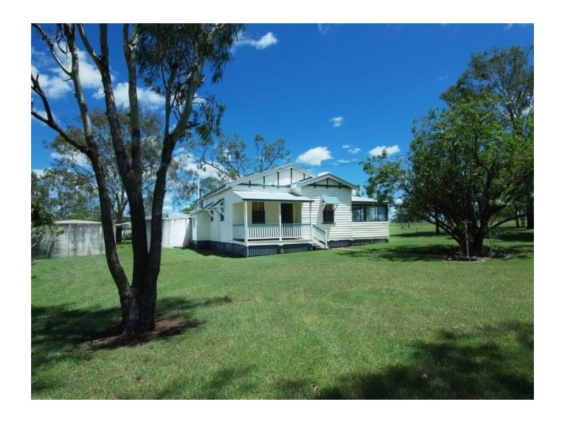 145 Henningsen Road, Oakey QLD 4401