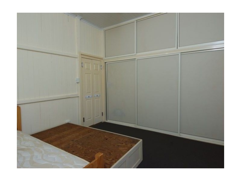 145 Henningsen Road, Oakey QLD 4401