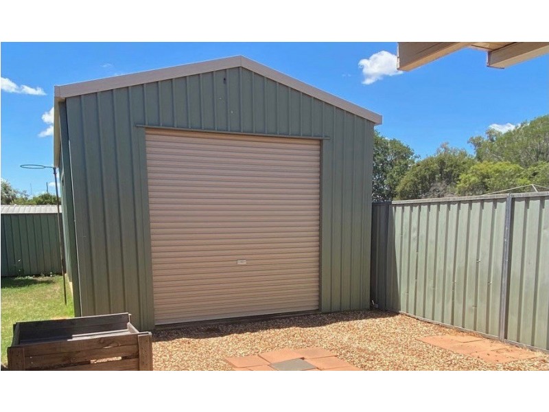 4 Shannon Court, Oakey QLD 4401