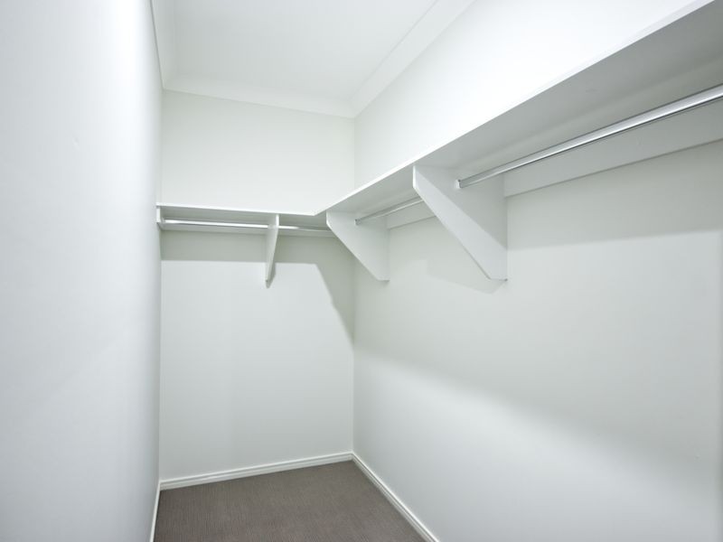 2/6 Monash Lane, Newtown QLD 4350