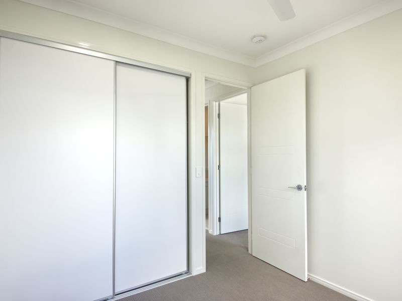 2/6 Monash Lane, Newtown QLD 4350