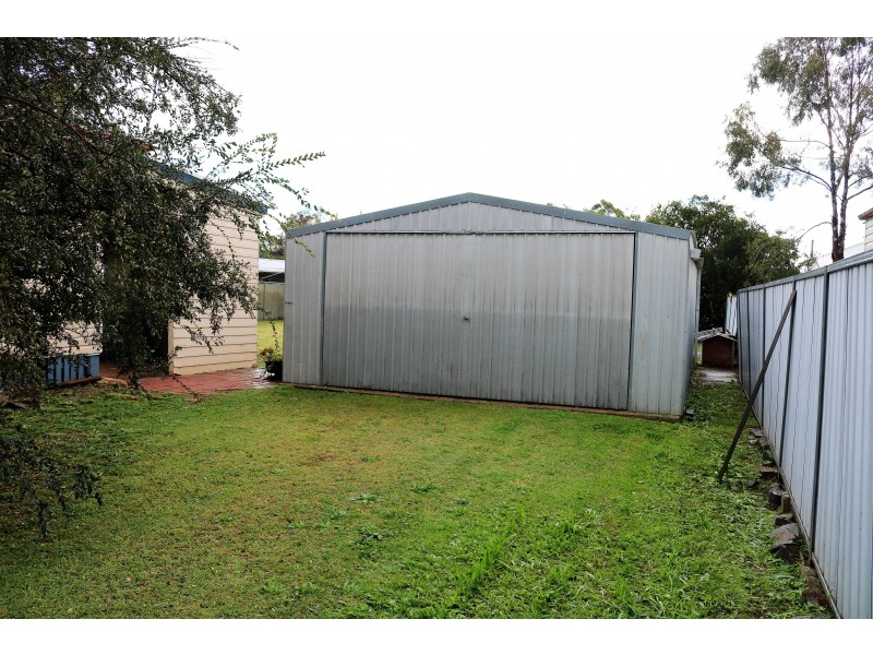 28 Desmond Lane, Oakey QLD 4401