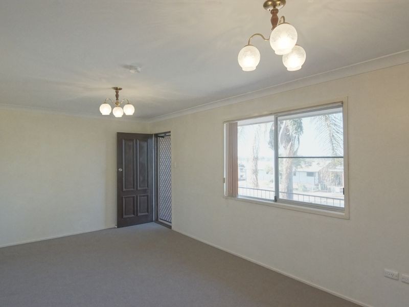 60 Proposch Street, Oakey QLD 4401