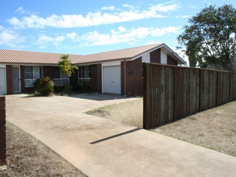 1/89 Hamlyn Road, Oakey QLD 4401