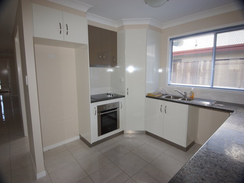 3A Desmond Street, Oakey QLD 4401