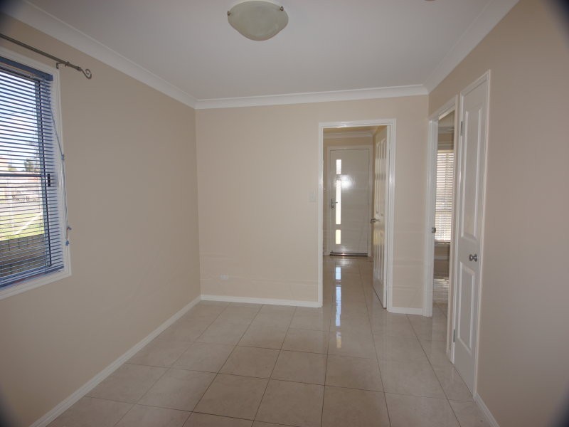3A Desmond Street, Oakey QLD 4401