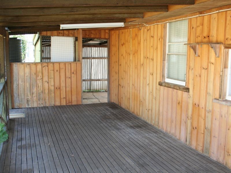 54 Campbell Street, Oakey QLD 4401