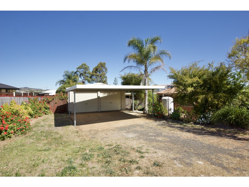 9 Belclaire Drive, Westbrook QLD 4350