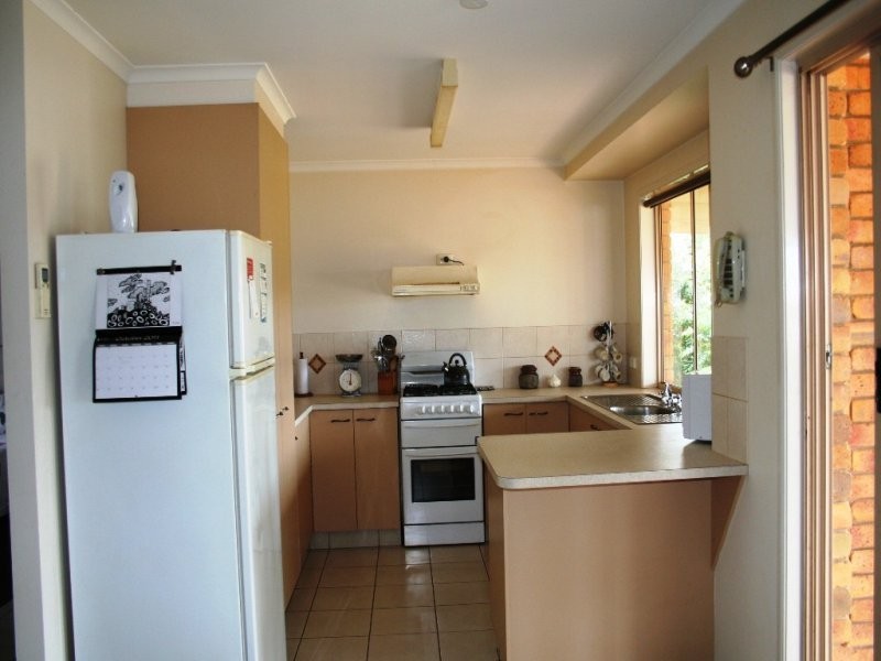 27 Weise Street, Oakey QLD 4401