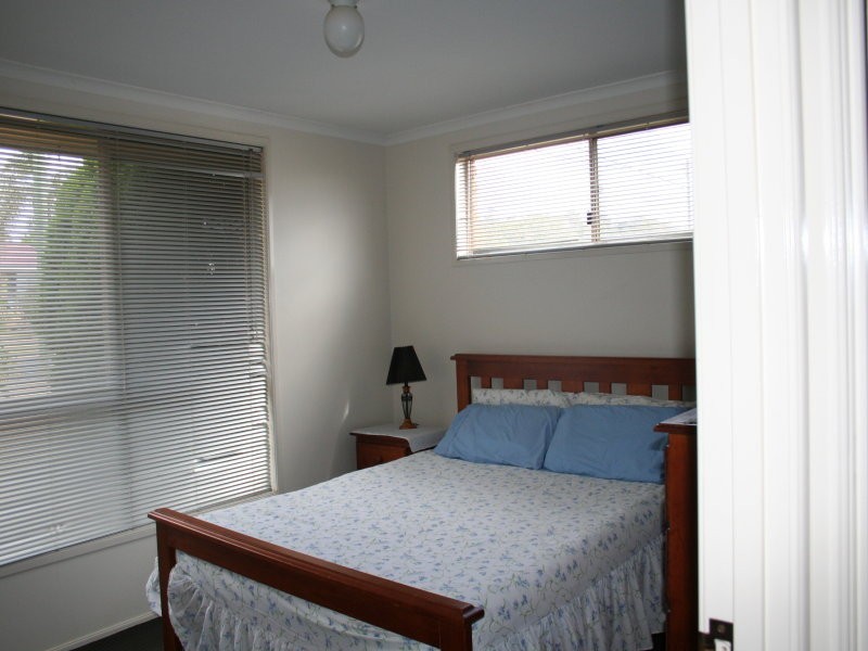 27 Weise Street, Oakey QLD 4401