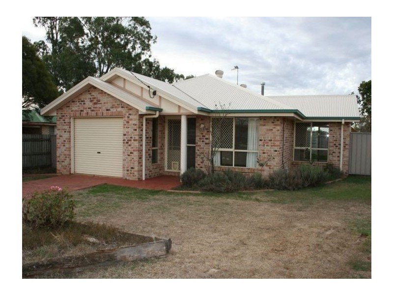 28 Shannon Court, Oakey QLD 4401