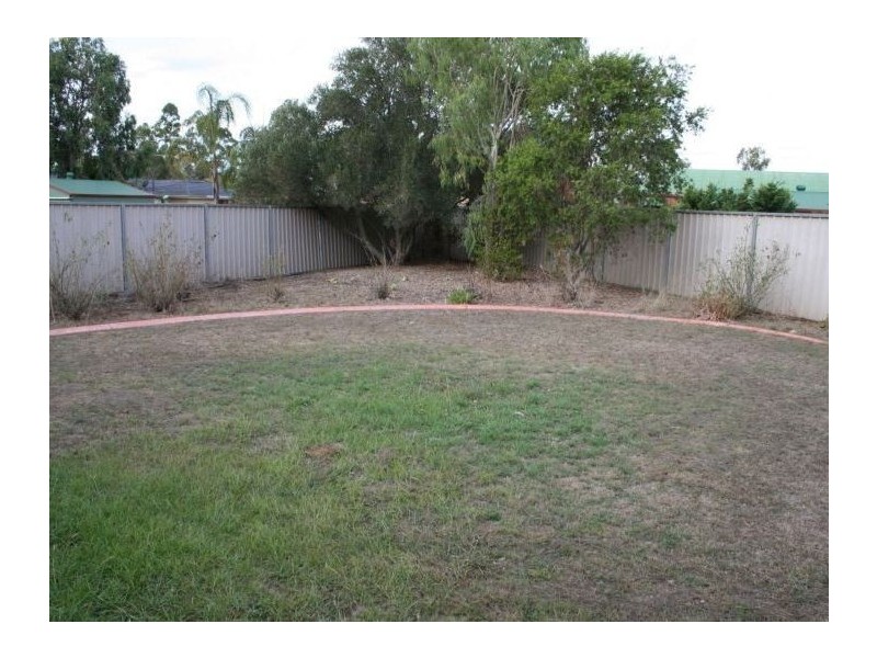 28 Shannon Court, Oakey QLD 4401