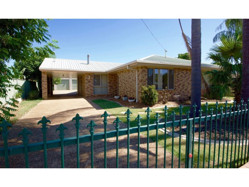 4 Weise Street, Oakey QLD 4401