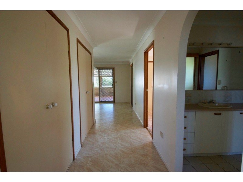 4 Weise Street, Oakey QLD 4401