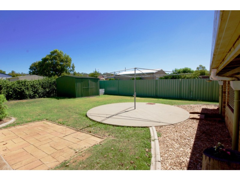 4 Weise Street, Oakey QLD 4401