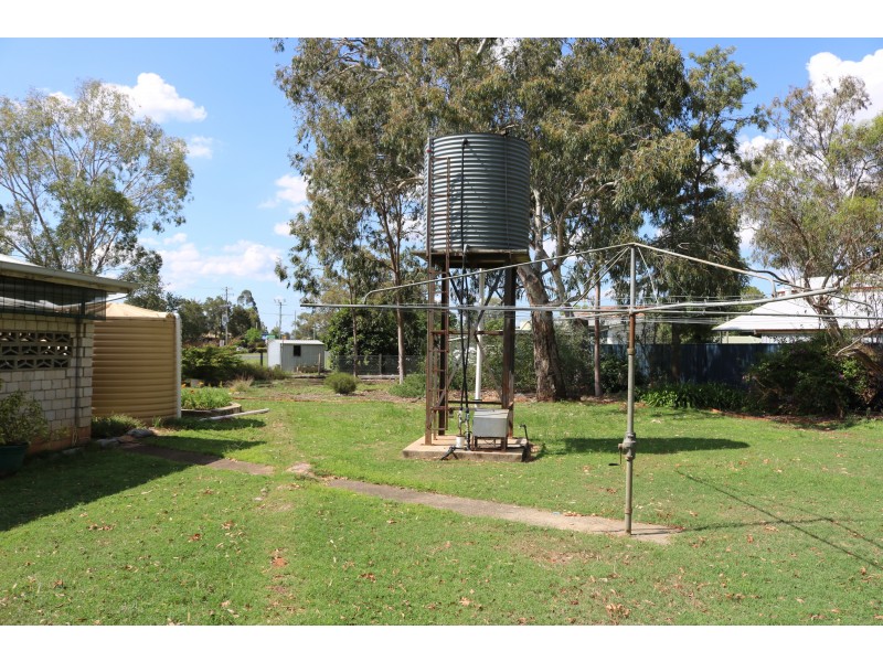 29 Aubigny Road, Oakey QLD 4401