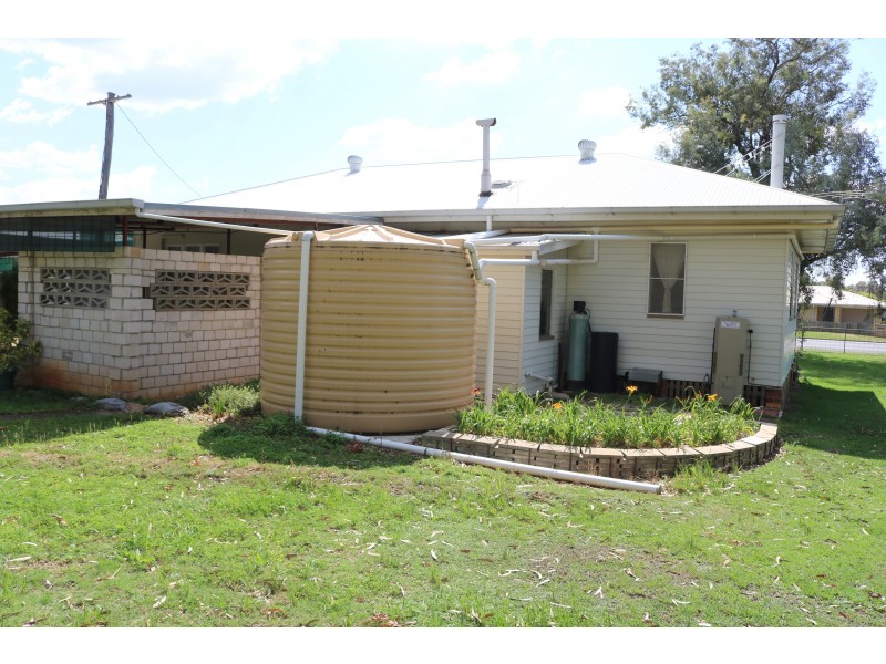 29 Aubigny Road, Oakey QLD 4401