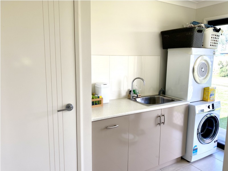 18 Langton Crescent, Oakey QLD 4401
