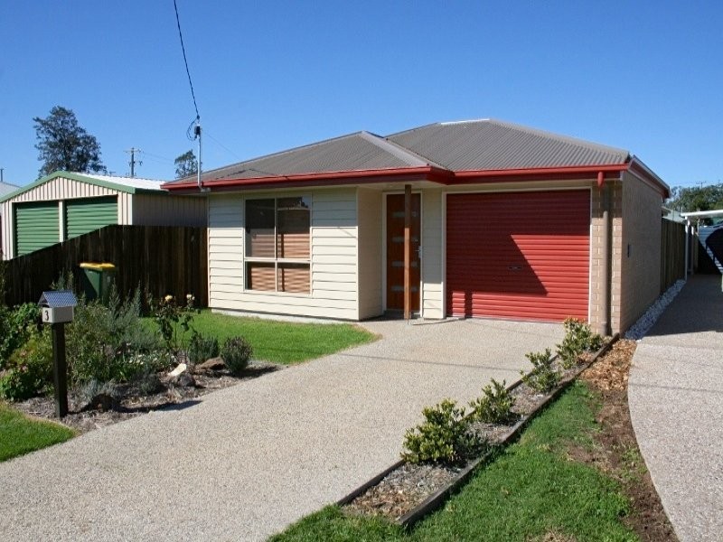 3 Desmond Street, Oakey QLD 4401