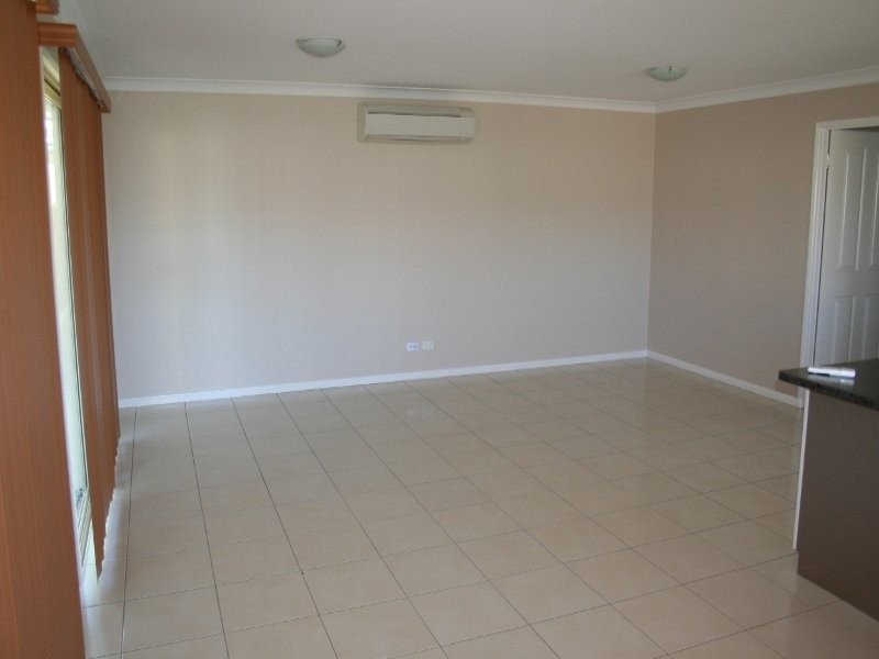 3 Desmond Street, Oakey QLD 4401