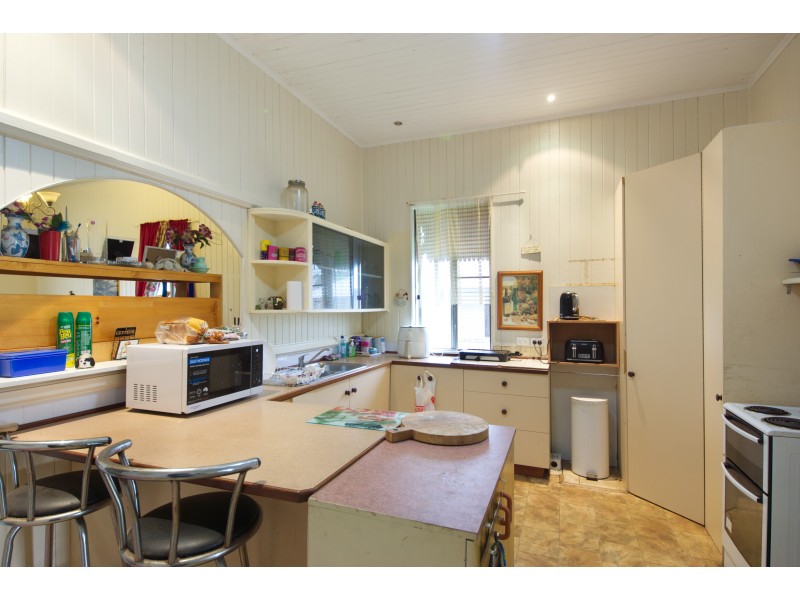 32 Davidson Street, Oakey QLD 4401