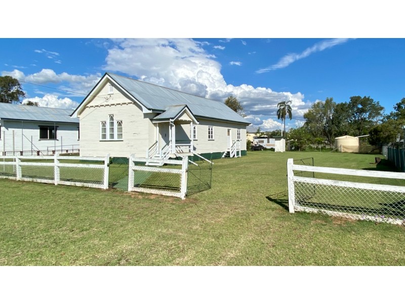 10 Margaret Street, Maclagan QLD 4352