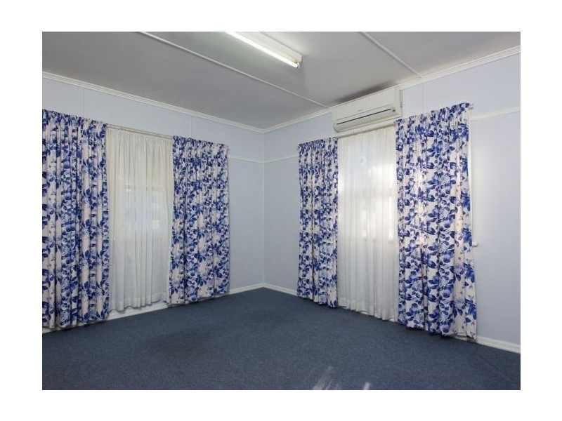 59 Toowoomba Road, Oakey QLD 4401