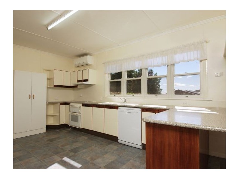 59 Toowoomba Road, Oakey QLD 4401