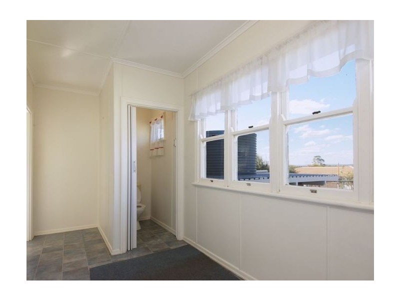 59 Toowoomba Road, Oakey QLD 4401