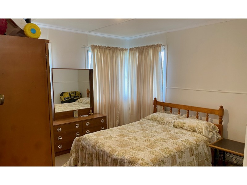 12 Aylmer Street, Oakey QLD 4401