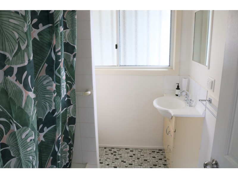 73 Proposch Street, Oakey QLD 4401