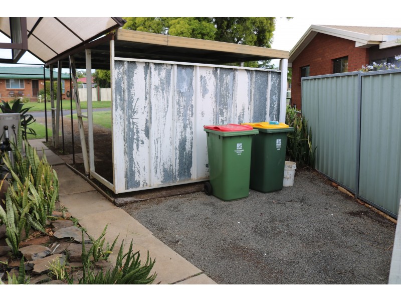 73 Proposch Street, Oakey QLD 4401