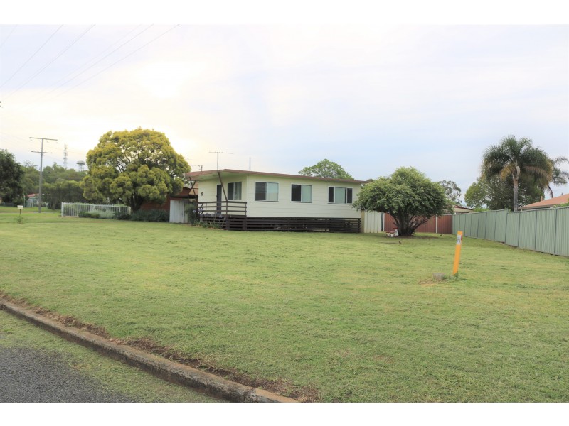 73 Proposch Street, Oakey QLD 4401