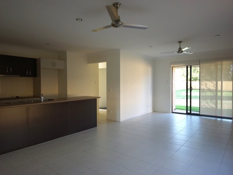 22 Cunningham Street, Oakey QLD 4401