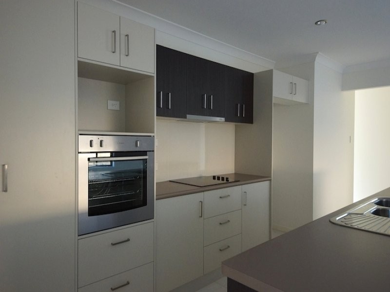 22 Cunningham Street, Oakey QLD 4401
