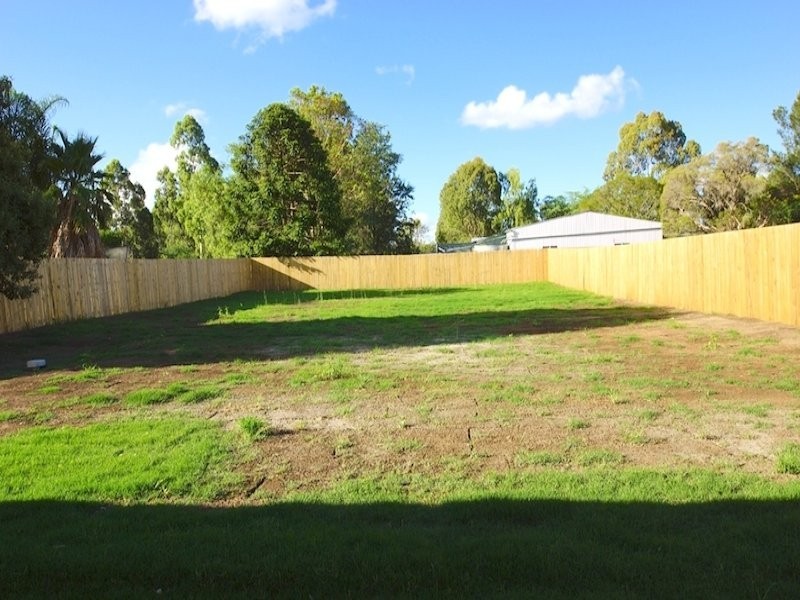 22 Cunningham Street, Oakey QLD 4401