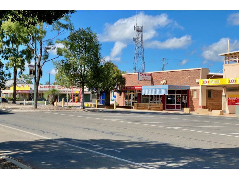 85 Campbell Street, Oakey QLD 4401