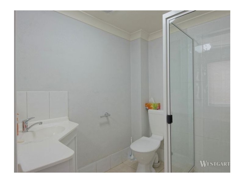 3/1-3 Uniplaza Court, Kearneys Spring QLD 4350