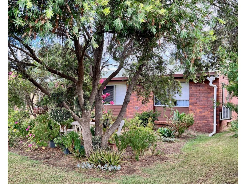 11 Wilkie Street, Oakey QLD 4401