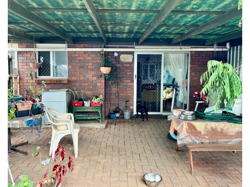 11 Wilkie Street, Oakey QLD 4401