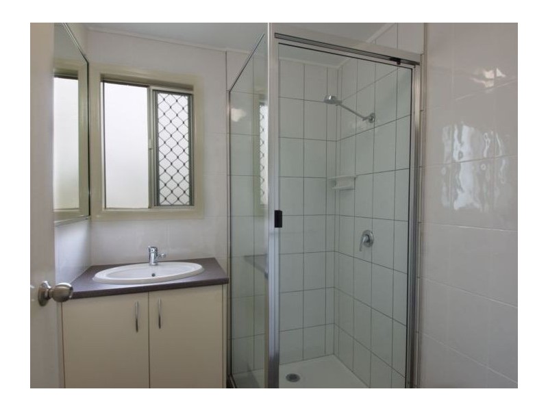 2/23 York Street, Oakey QLD 4401