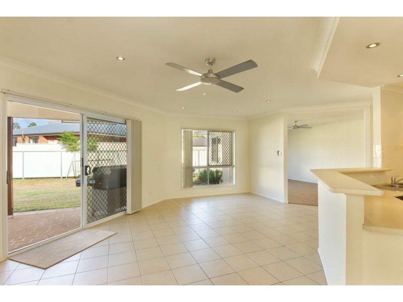 16 Lynne Court, Oakey QLD 4401
