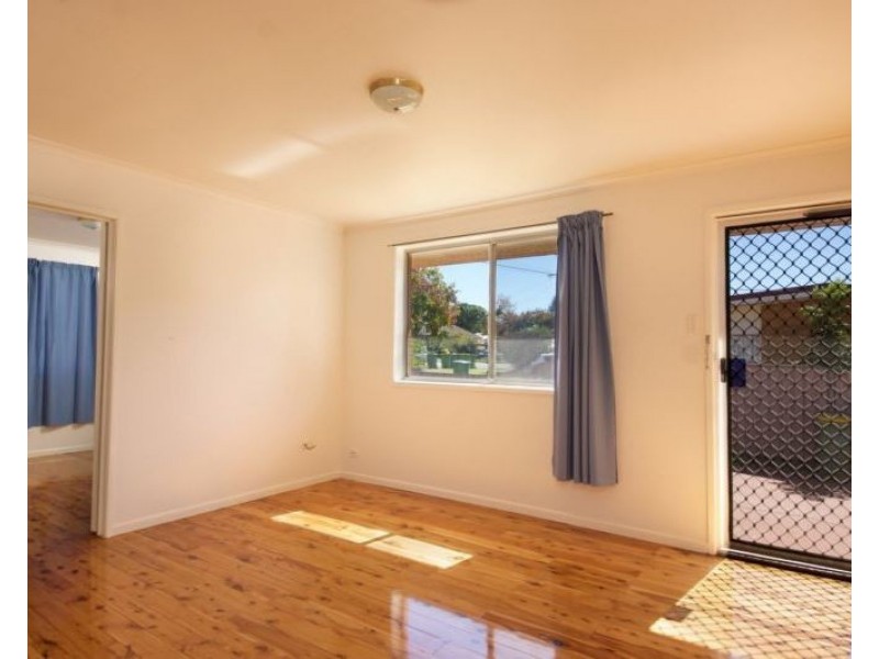 1/52 Hoey Street, Kearneys Spring QLD 4350