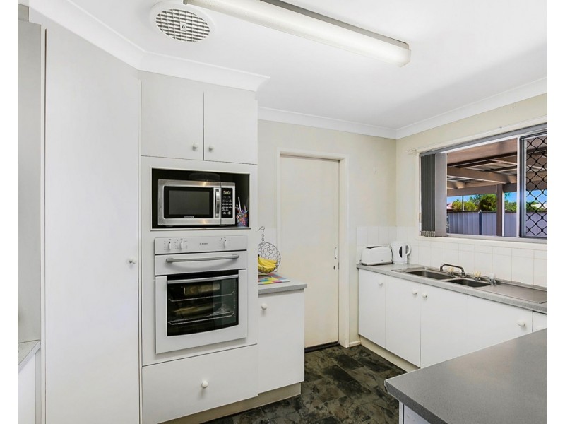 28 Aylmer Street, Oakey QLD 4401